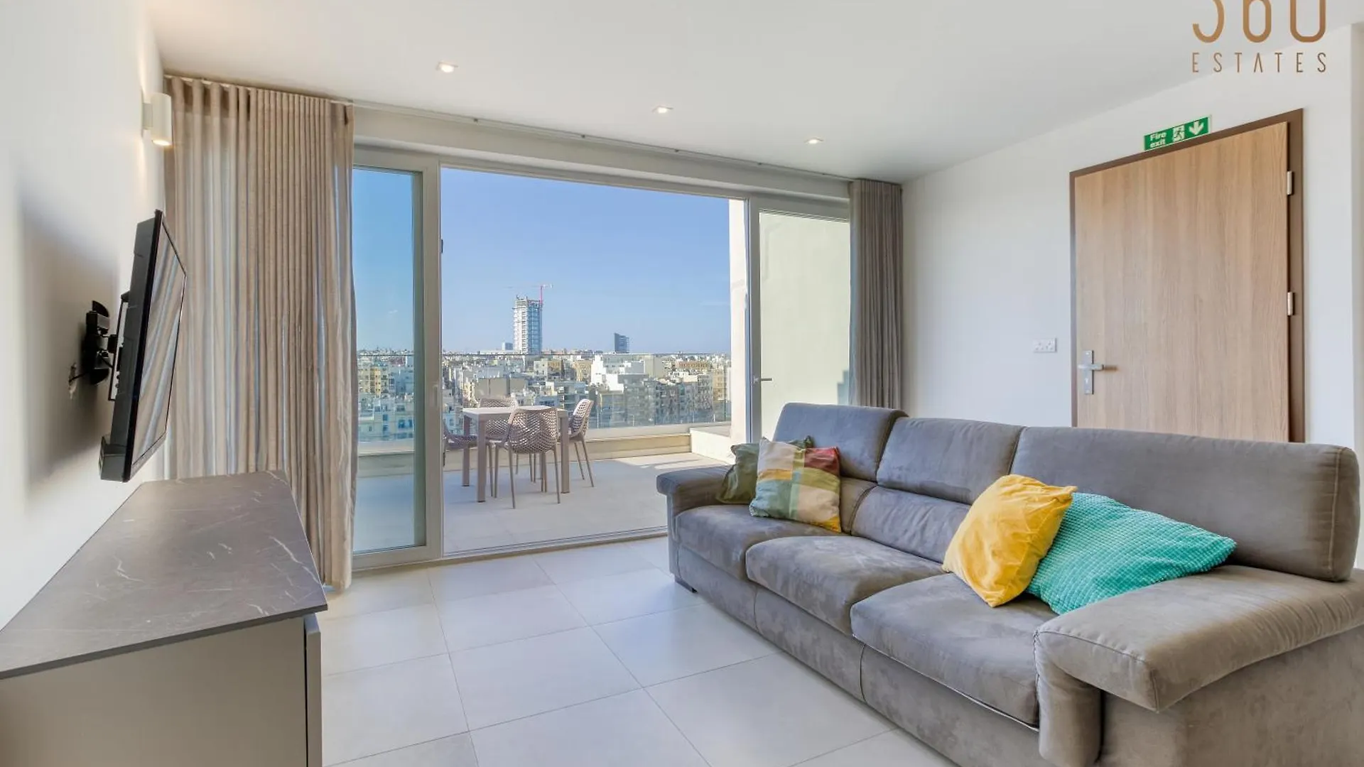 Modern 3Br Home With Stunning Marina View In Pieta By 360 Estates