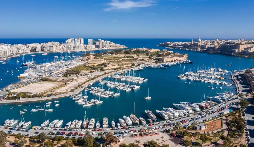 Modern 3Br Home With Stunning Marina View In Pieta By 360 Estates 0*,  Malta