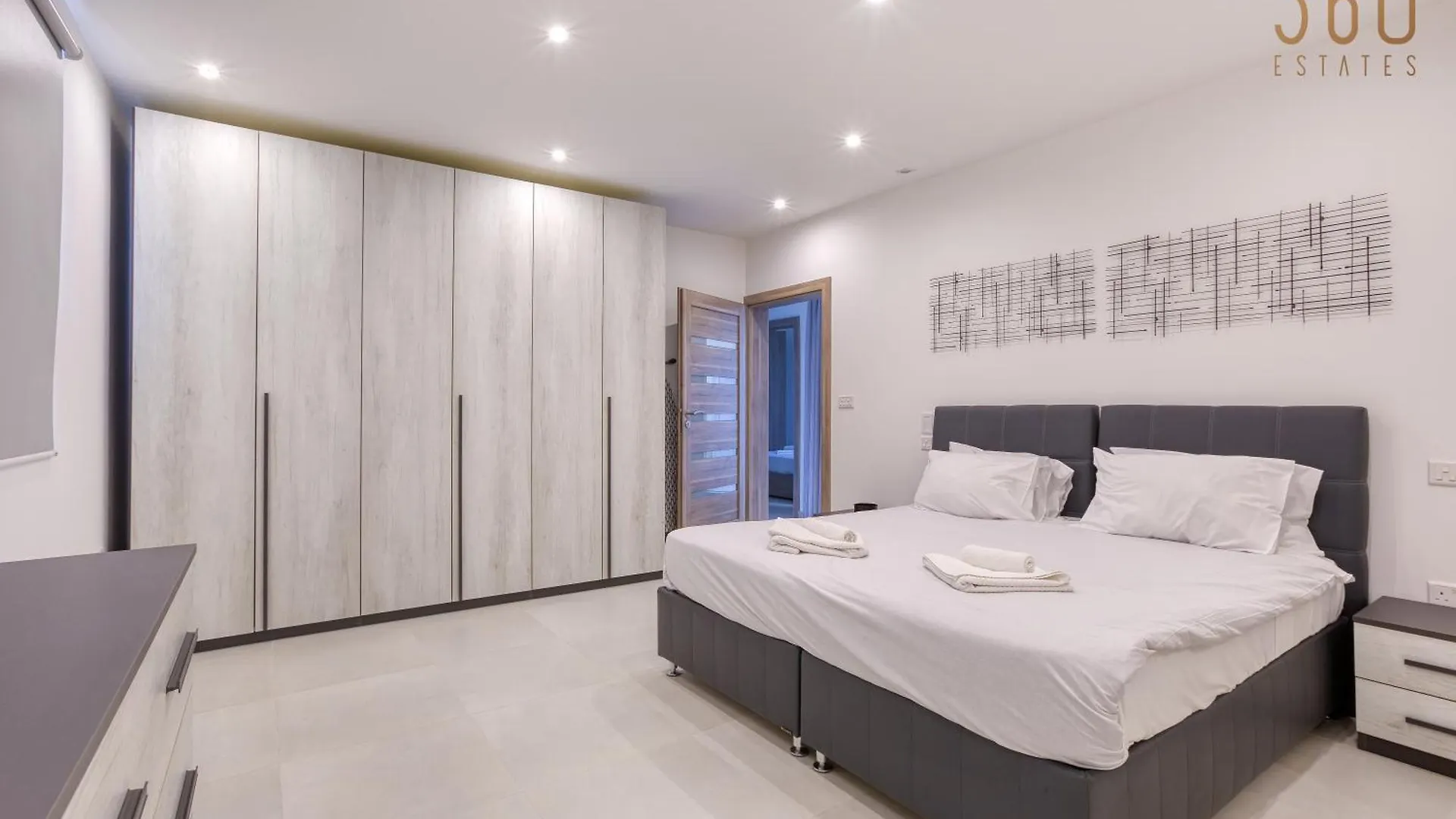 Apartment Modern 3Br Home With Stunning Marina View In Pieta By 360 Estates
