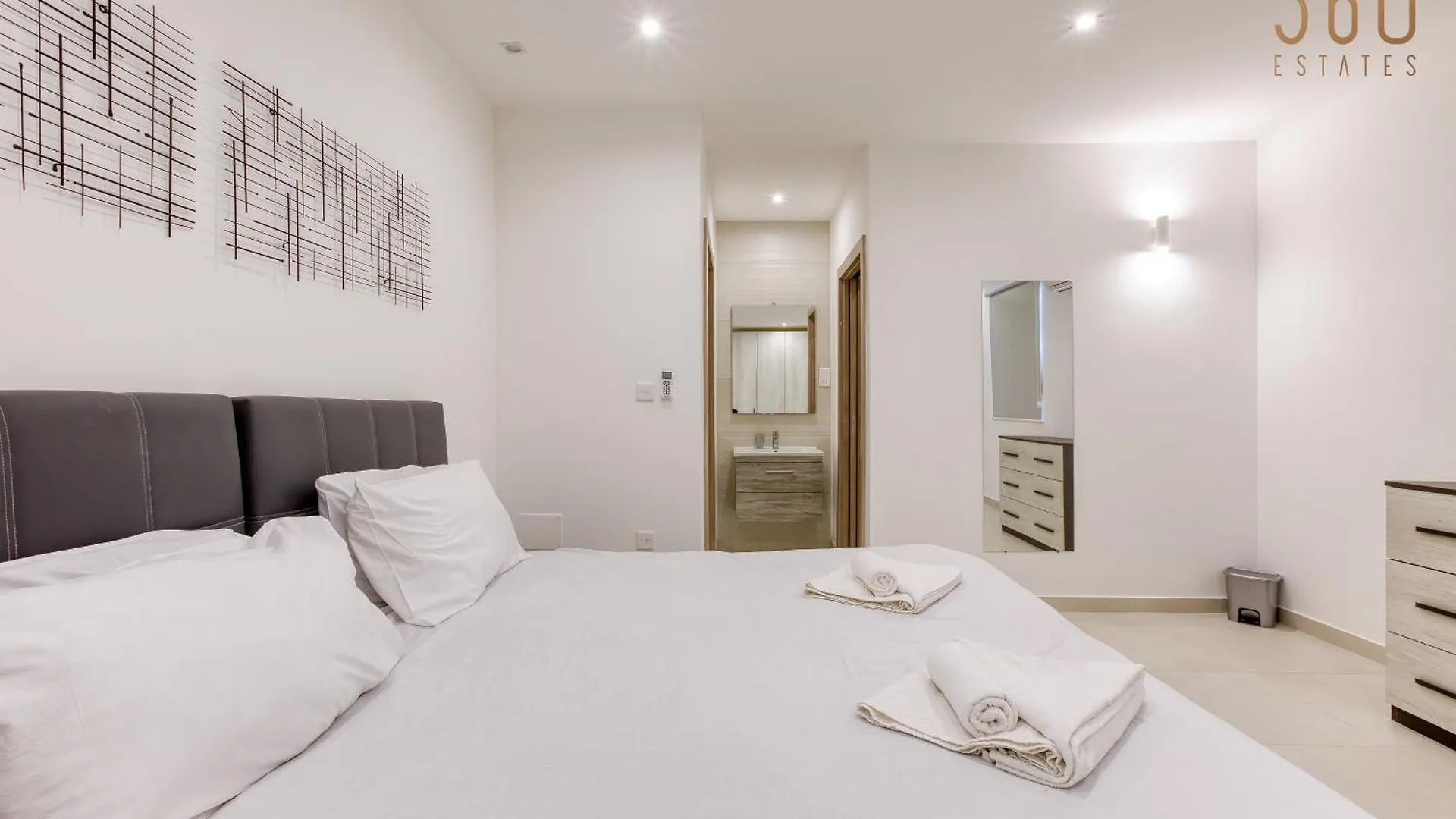 Modern 3Br Home With Stunning Marina View In Pieta By 360 Estates