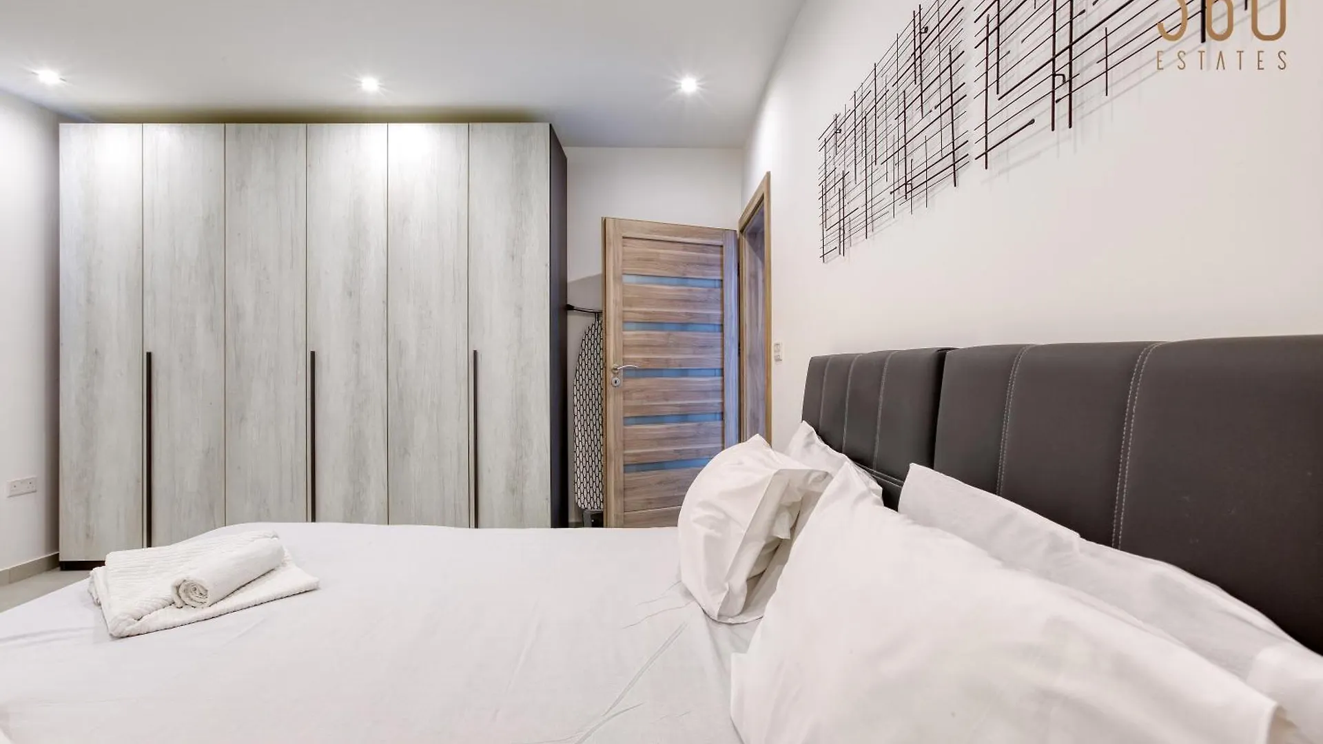 Modern 3Br Home With Stunning Marina View In Pieta By 360 Estates Malta